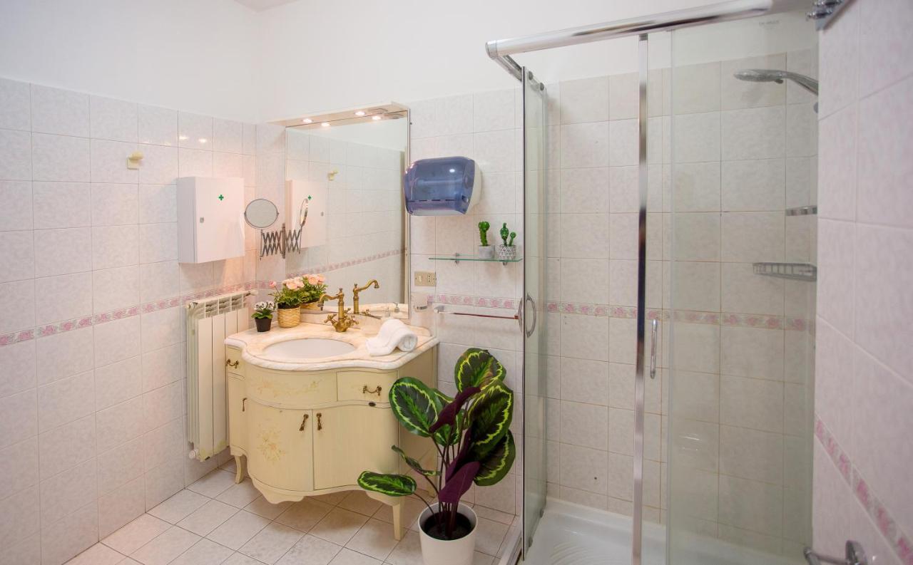 Apartmán Bruca House Katánie Exteriér fotografie
